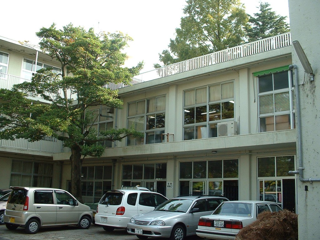 校舎改築前の風景（平成15年工事着手前） – 久徴会（きゅうちょうかい）